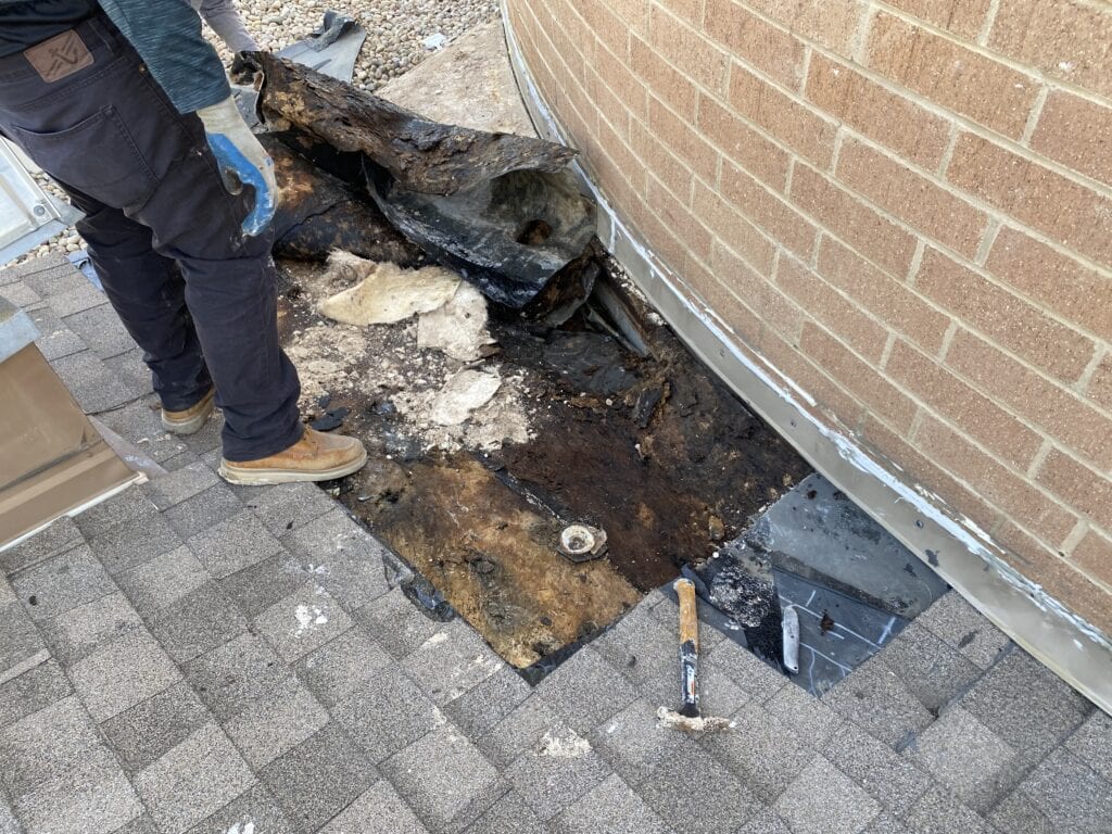 Denver roofing fail as water leaks into commercial building